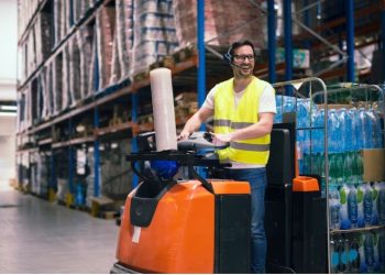The role of palletising robots in modern logistics