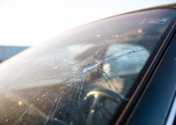 Top 5 Reasons You Shouldn’t Ignore Windshield Damage in Rocklin
