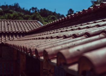 What Makes Residential Roofing Contractor Ideal for Roof Replacement?